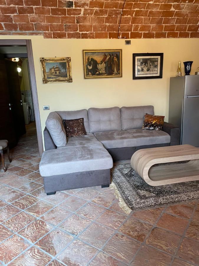 Residenza Nikol Appartamento Giulia กาซาเล มอนแฟร์ราโต ภายนอก รูปภาพ