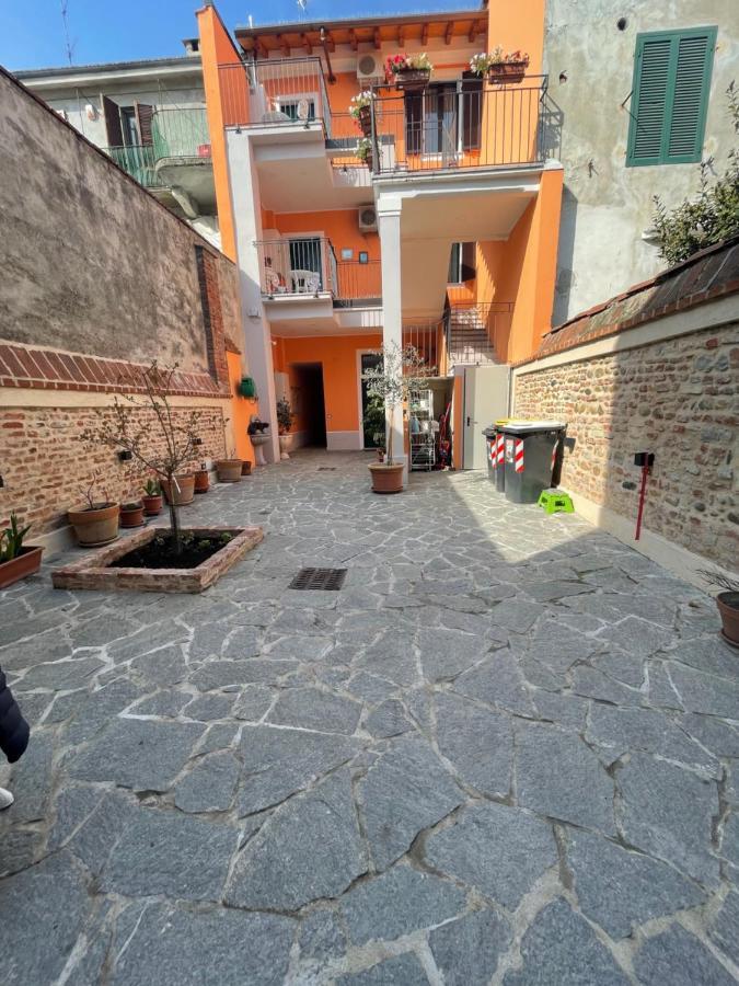 Residenza Nikol Appartamento Giulia กาซาเล มอนแฟร์ราโต ภายนอก รูปภาพ